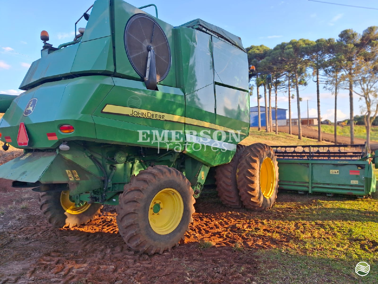 COLHEITADEIRA JOHN DEERE JOHN DEERE S440 Emerson Tratores PONTA GROSSA PARANÁ PR